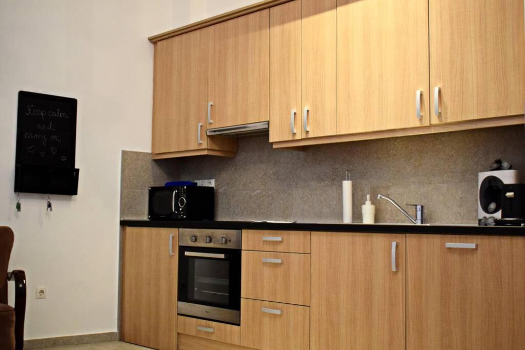 Central Budapest Apartment In Historical Building With Free Private Parking 外观 照片