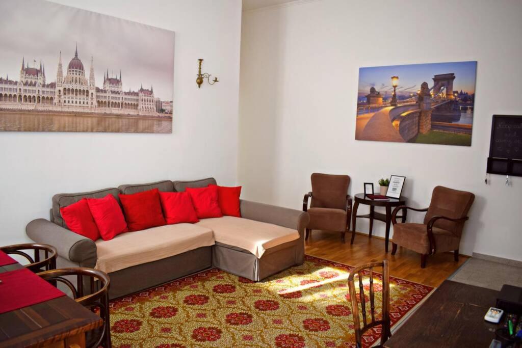 Central Budapest Apartment In Historical Building With Free Private Parking 外观 照片